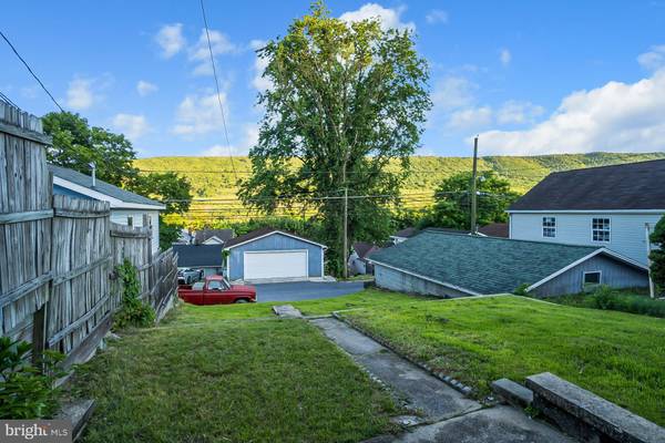 Palmerton, PA 18071,796 EDGEMONT AVE