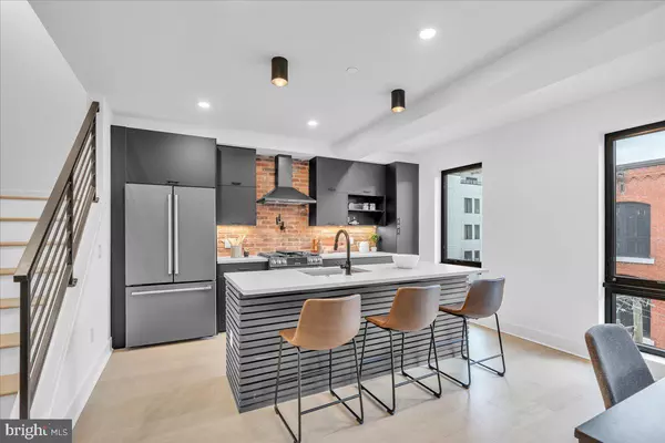 Philadelphia, PA 19123,1139-41 N 3RD ST #PH10