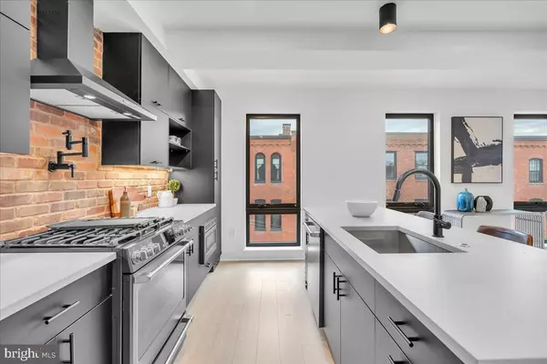 Philadelphia, PA 19123,1139-41 N 3RD ST #PH10