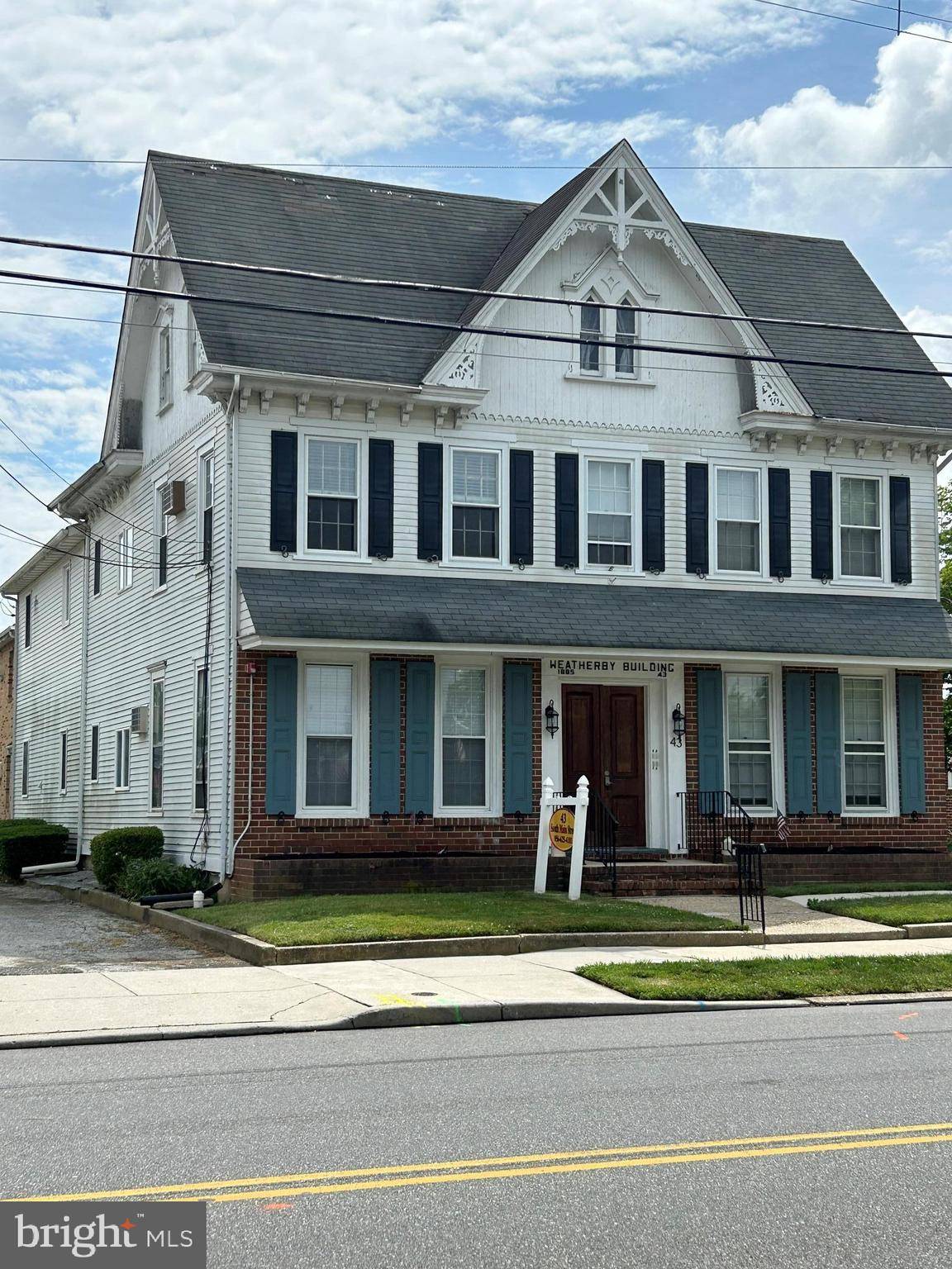 Woodstown, NJ 08098,43 S MAIN ST