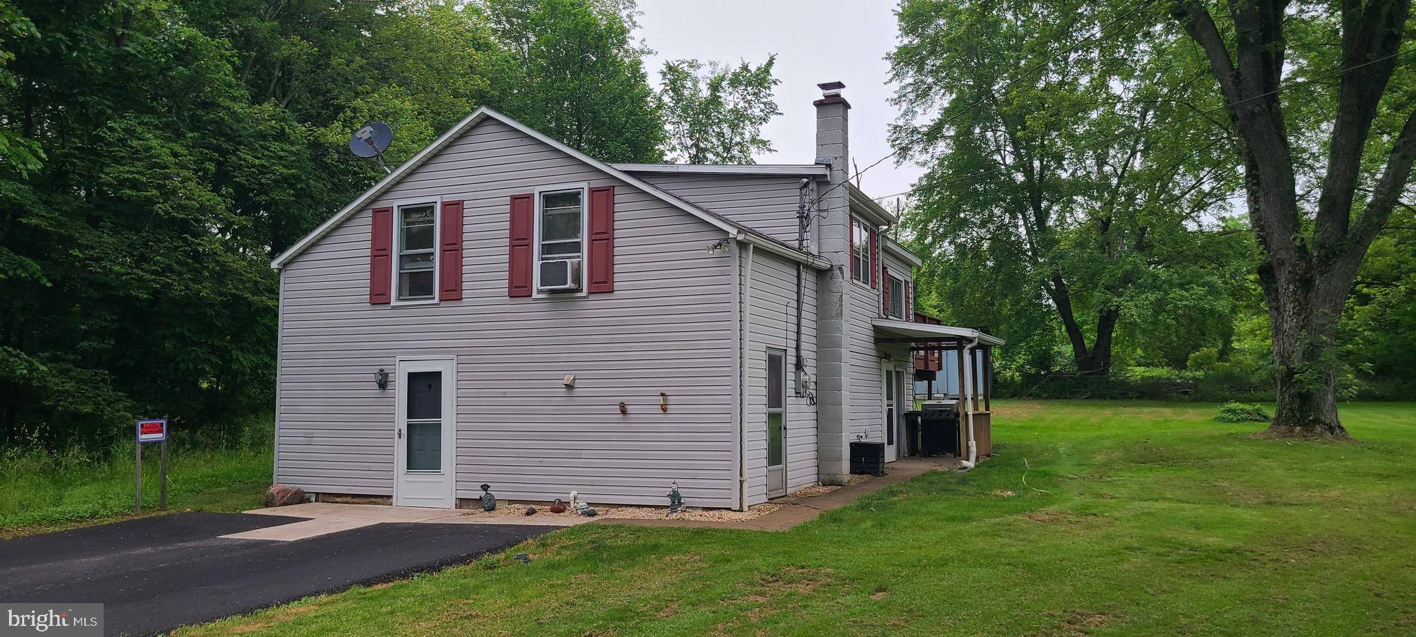 Northumberland, PA 17857,626 SPRUCE HOLLOW RD