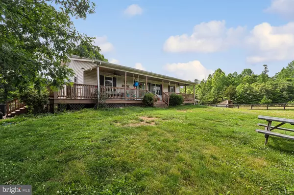 Culpeper, VA 22701,143 COPPERHEAD FARM LN