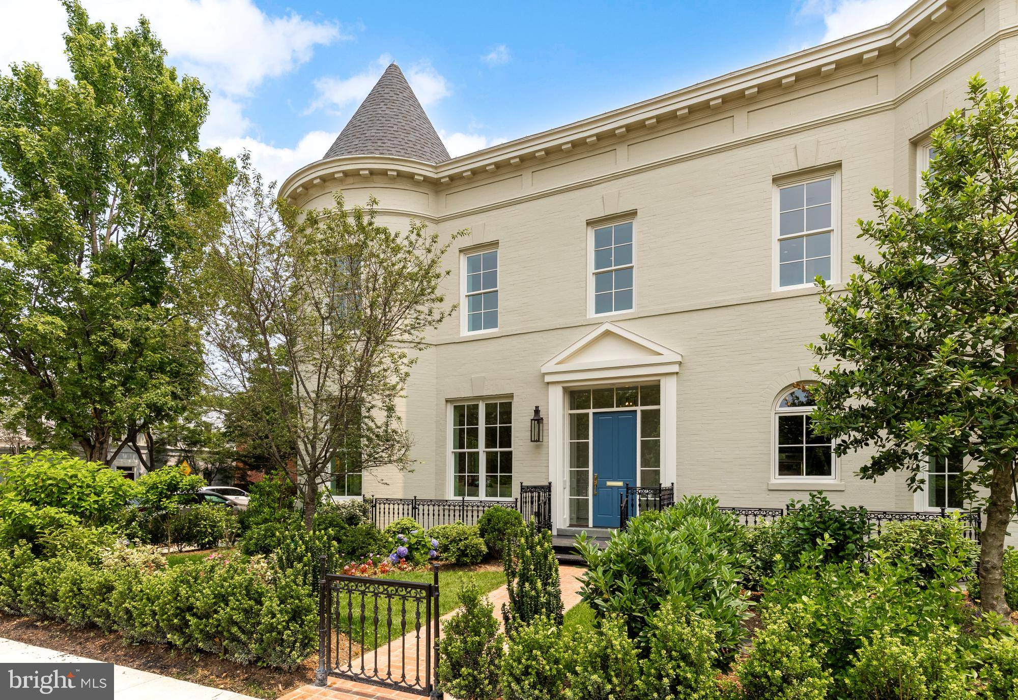 1201 D ST NE, Washington, DC 20002