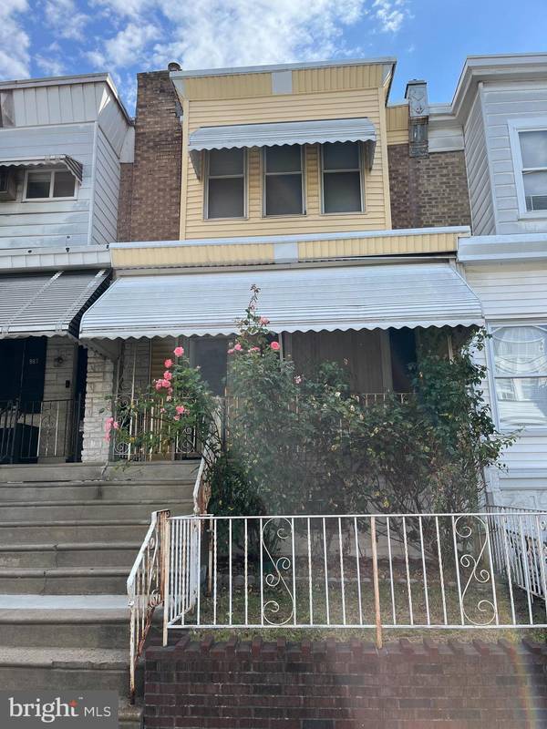 Philadelphia, PA 19124,989 CARVER ST