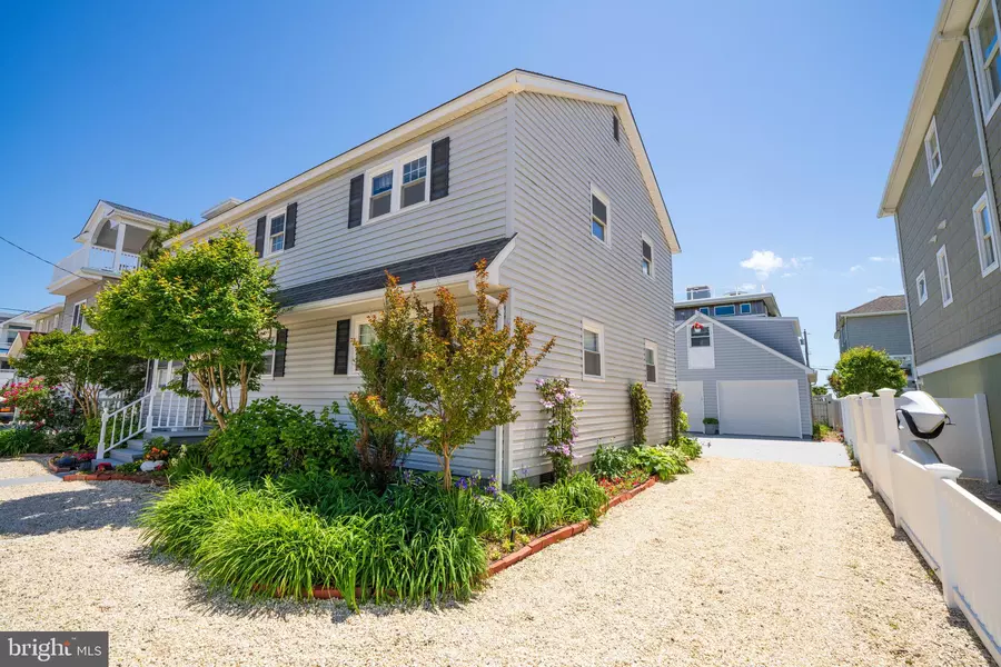 116 W HARMONY AVE, Beach Haven, NJ 08008