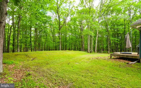 Effort, PA 18330,282 SQUIRRELWOOD CT