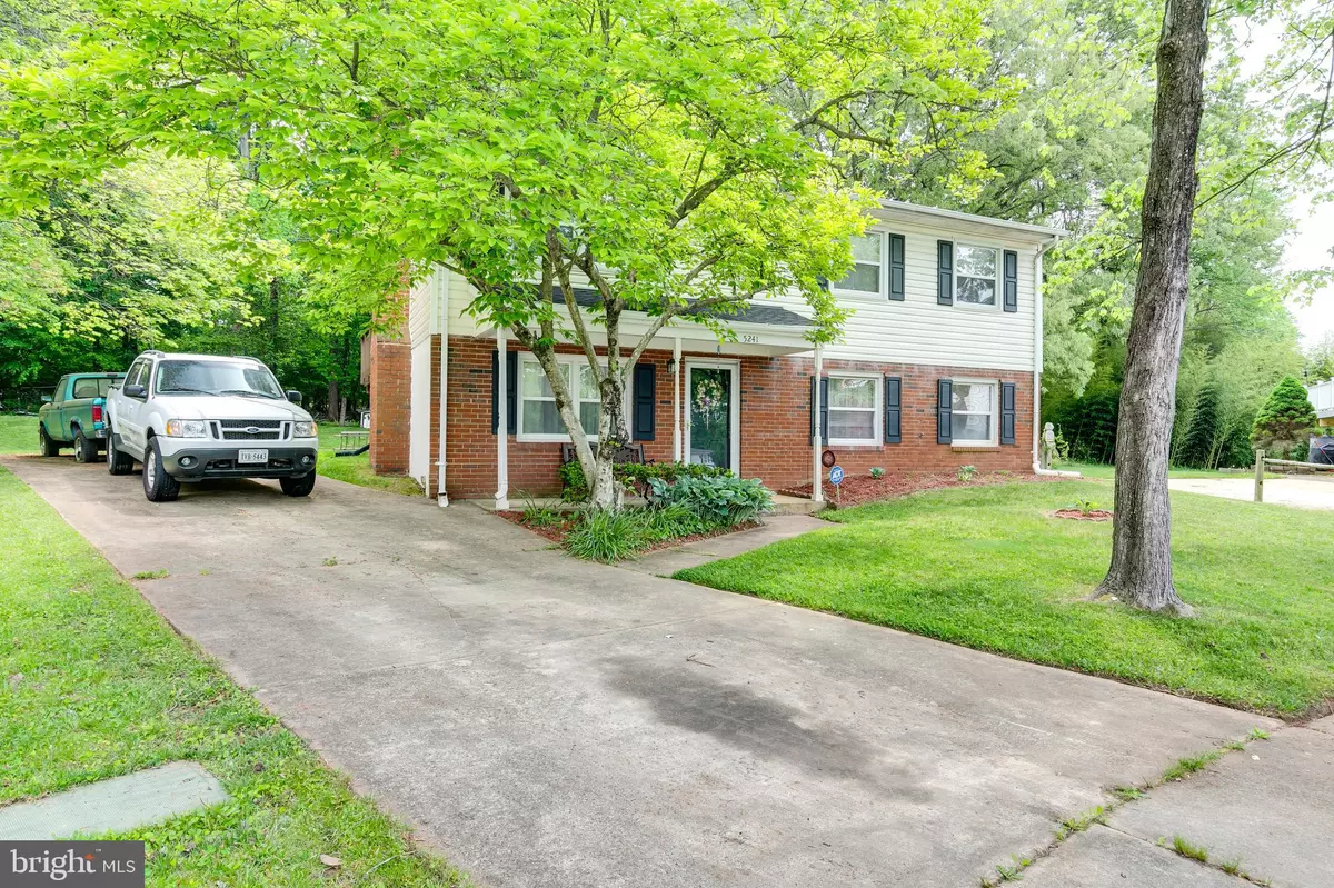 Woodbridge, VA 22193,5241 MECKON CT