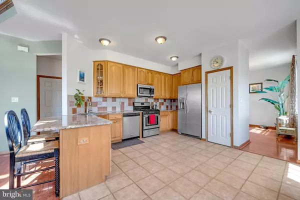 Pennsville, NJ 08070,9 MATTHEWS LN