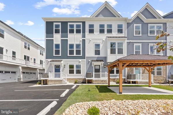 Ocean City, MD 21842,102-B 142ND ST