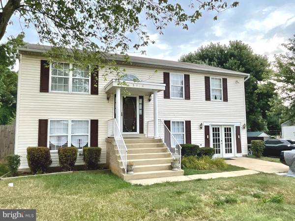 5914 ROBIN LN, Suitland, MD 20746