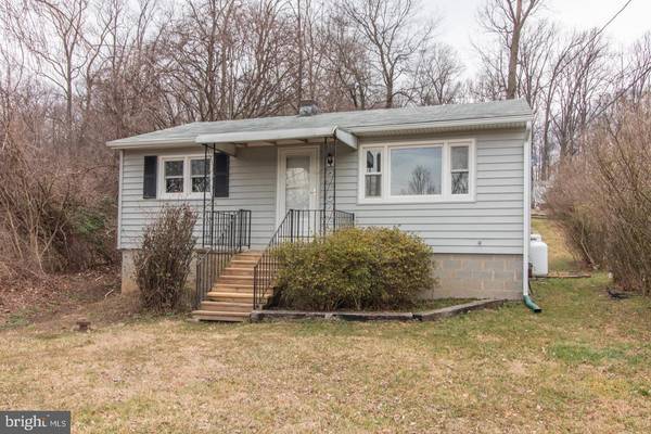 3247 UPPER VALLEY RD, Parkesburg, PA 19365