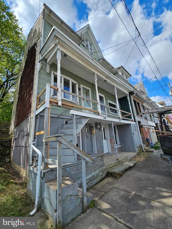 Shamokin, PA 17872,W MULBERRY ST