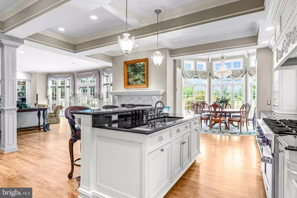 720 GOLF VIEW RD Moorestown, NJ 08057