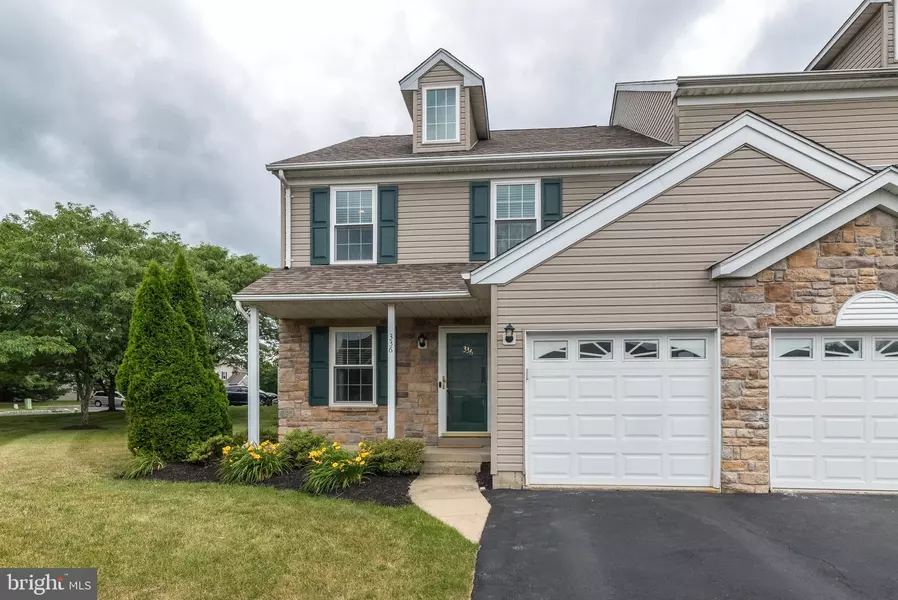 336 CEDAR WAXWING DR, Warrington, PA 18976