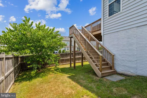 8334 LUCY AVE Warrenton, VA 20187