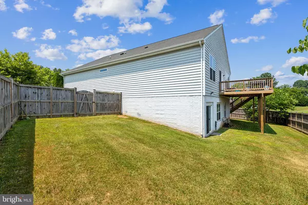 8334 LUCY AVE Warrenton, VA 20187