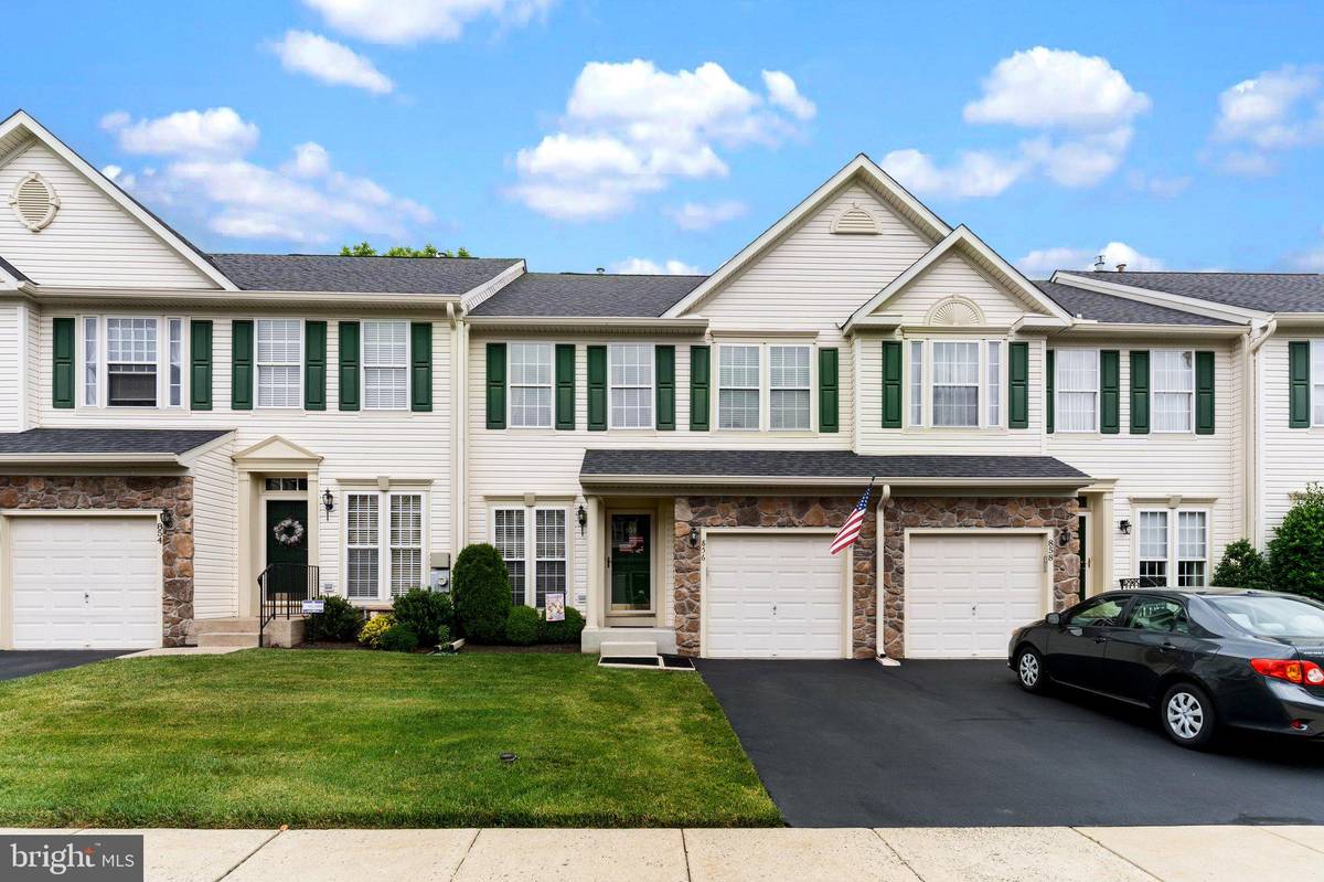 Warrington, PA 18976,856 GERANIUM DR