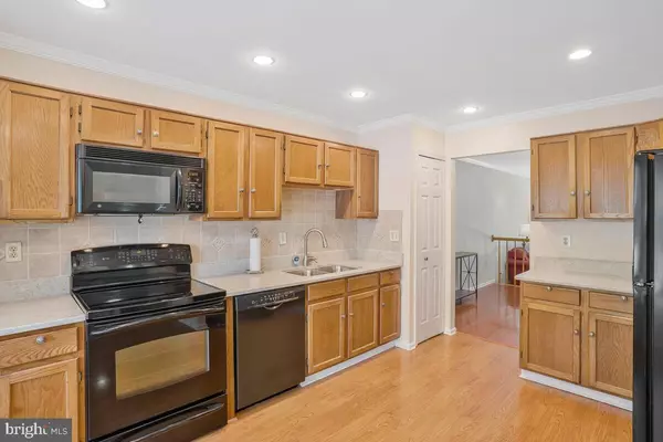 3297 WEYMOUTH CT Woodbridge, VA 22192