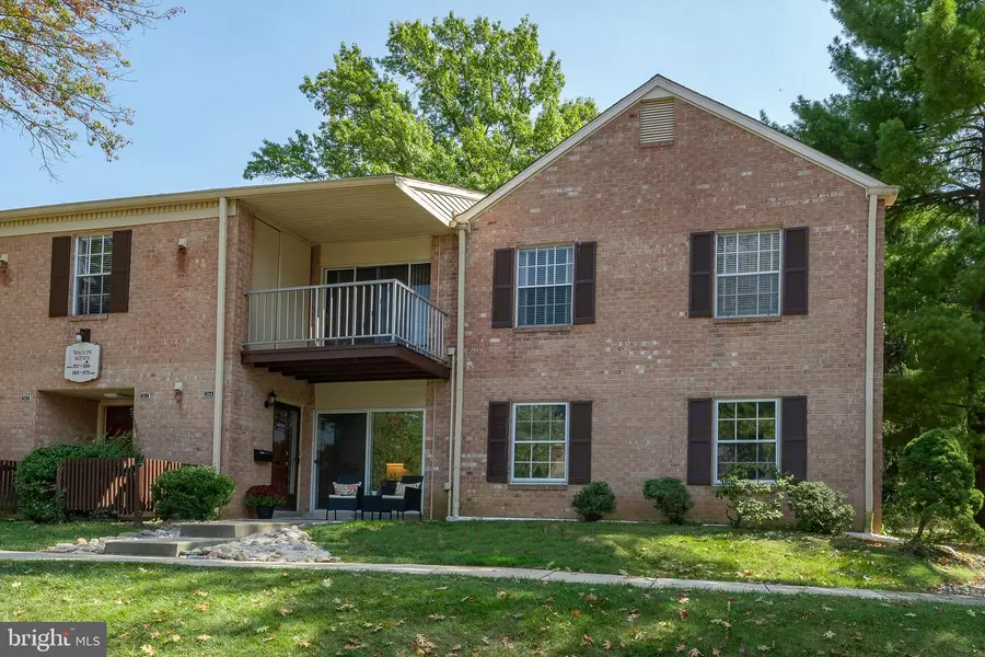264 OLD FORGE CROSSING, Devon, PA 19333