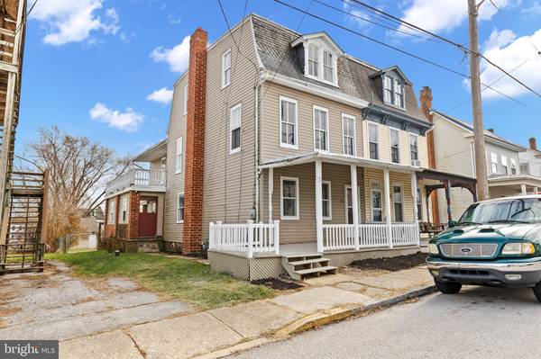 53 S FRONT ST, York Haven, PA 17370