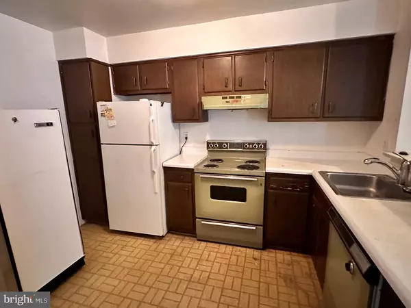 Alexandria, VA 22309,3861 EL CAMINO PL #1