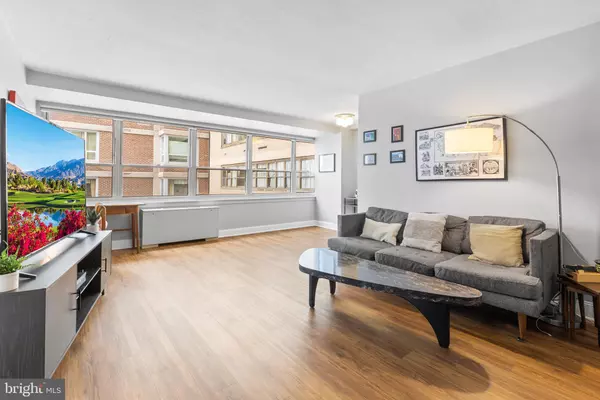 Philadelphia, PA 19103,1806-18 RITTENHOUSE SQ #808