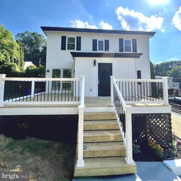 830 FORD AVE, Aston, PA 19014