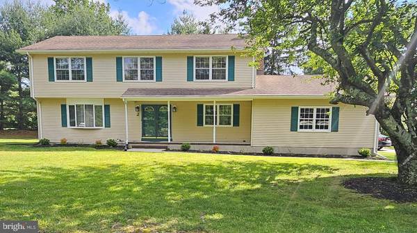 2 JULIA CT,  Tinton Falls,  NJ 07712