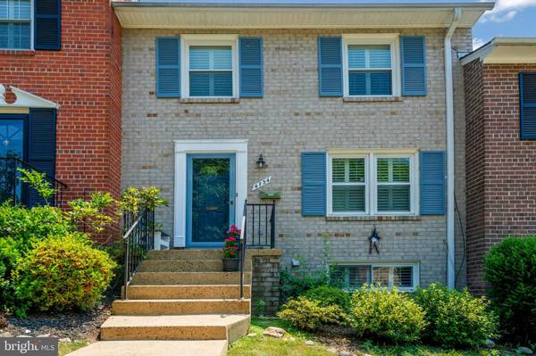 4734 EXETER ST, Annandale, VA 22003