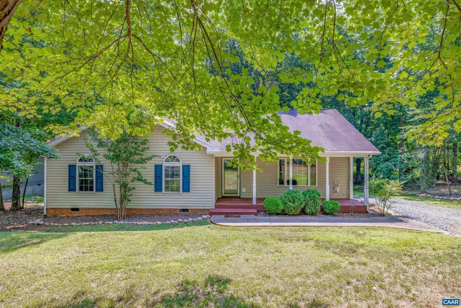 11 ROCKWOOD LN, Palmyra, VA 22963