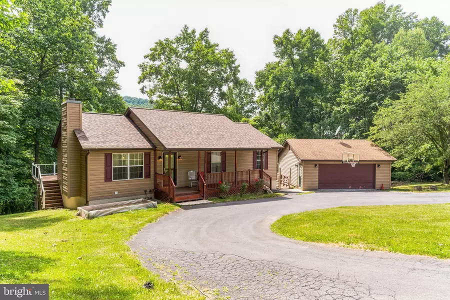 987 APPLE JACK CIR, Linden, VA 22642