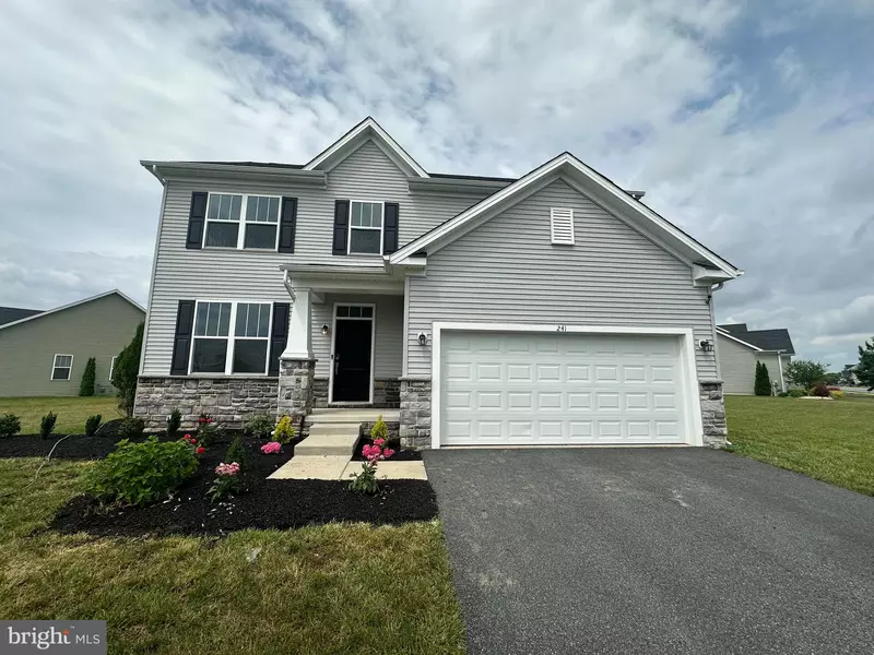 241 SAFFRON CIR, Middletown, DE 19709