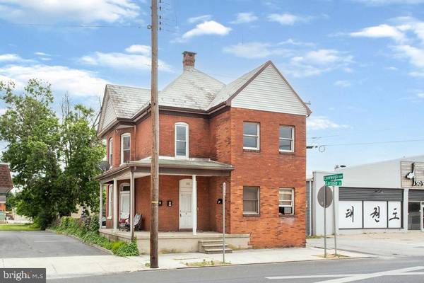 Hanover, PA 17331,308 CARLISLE ST