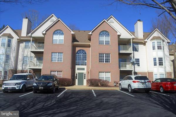 9811 LAKE POINTE CT #202,  Largo,  MD 20774