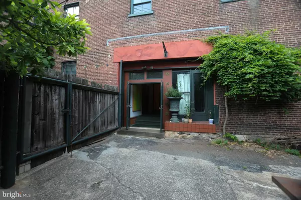 Easton, PA 18042,230 FERRY ST