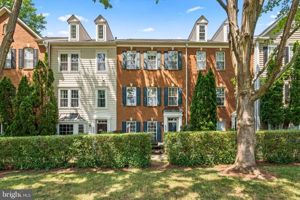 609 CHESTNUT HILL MEWS, Gaithersburg, MD 20878