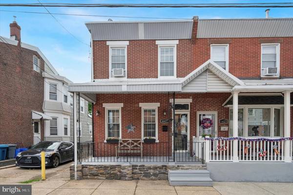 4427 SALMON ST, Philadelphia, PA 19137