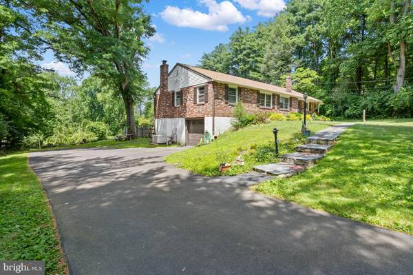 Glen Mills, PA 19342,25 LONGVIEW RD