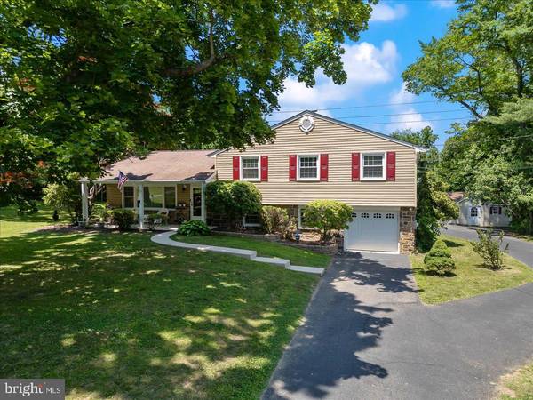 Glen Mills, PA 19342,36 WOODLAND DR