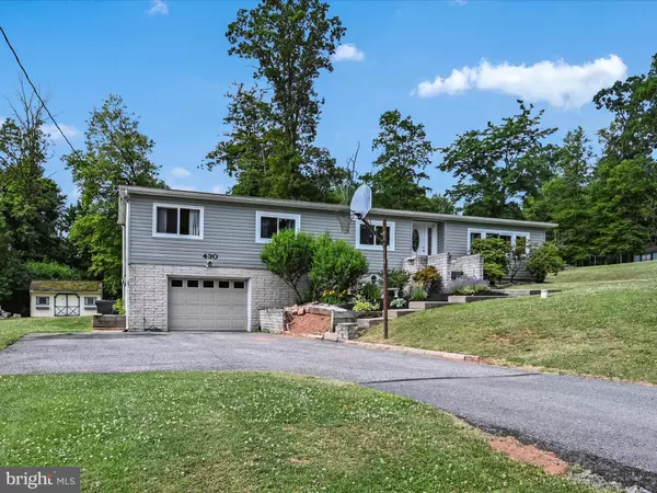 Denver, PA 17517,430 ROCKY RIDGE RD
