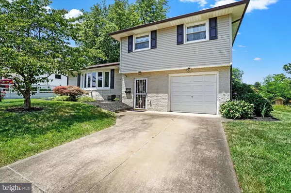 York, PA 17406,423 FITZPATRICK LN