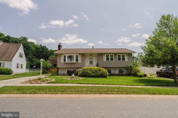 17 ARGYLE RD, Newark, DE 19713