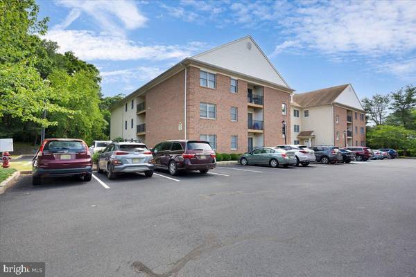 70-22 E PARK ST #2-2, Bordentown, NJ 08505