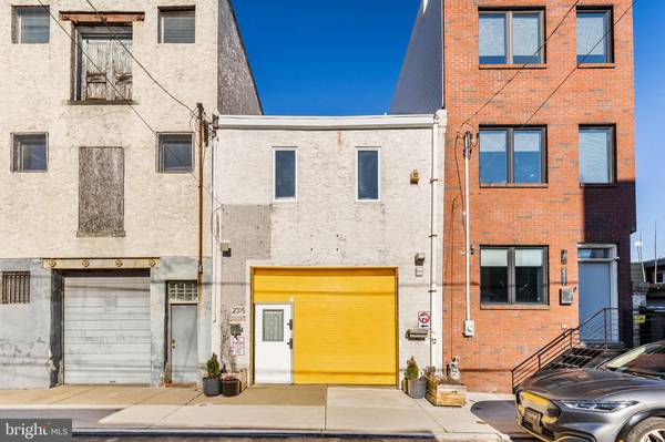 2315 E HAZZARD ST, Philadelphia, PA 19125