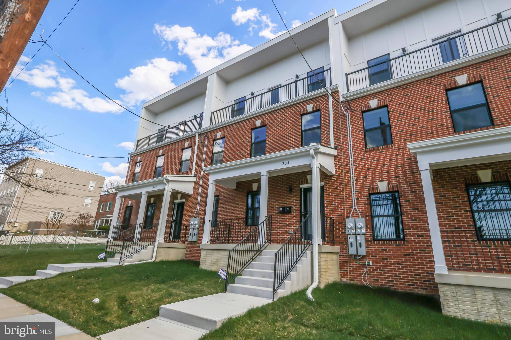 Washington, DC 20032,231 VALLEY AVE SE