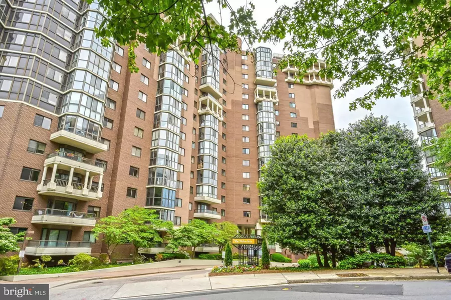 1600 N OAK ST #310, Arlington, VA 22209