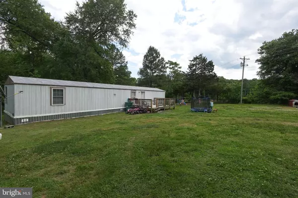 4921 LEWISTON RD, Bumpass, VA 23024