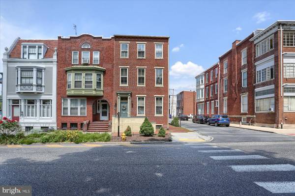 1101 N FRONT ST, Harrisburg, PA 17102