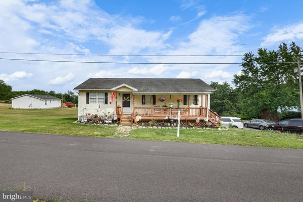 1100 LOOP ROAD, Gerrardstown, WV 25420