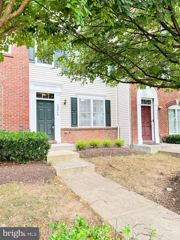 Chantilly, VA 20152,42864 ALUMNI TER